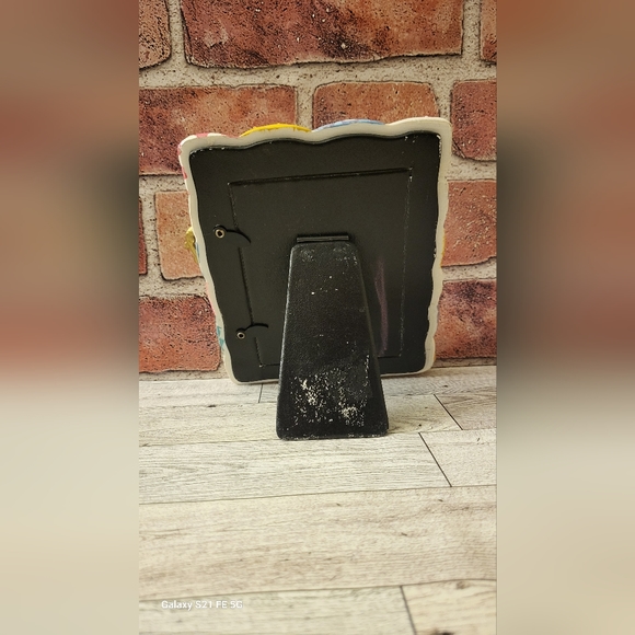 CRAFT THEMED PICTURE FRAME - Picture 2 of 4